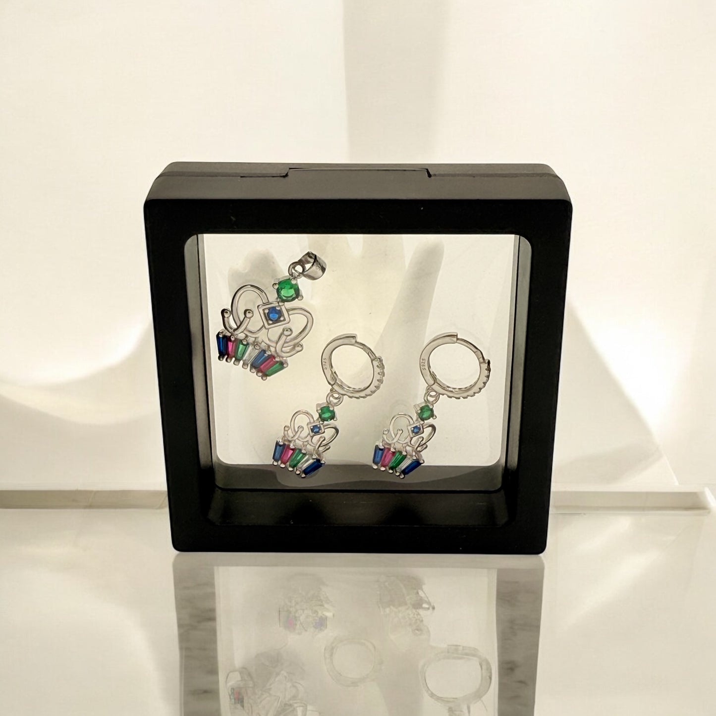 925 Sterling silver half set pendant with earrings