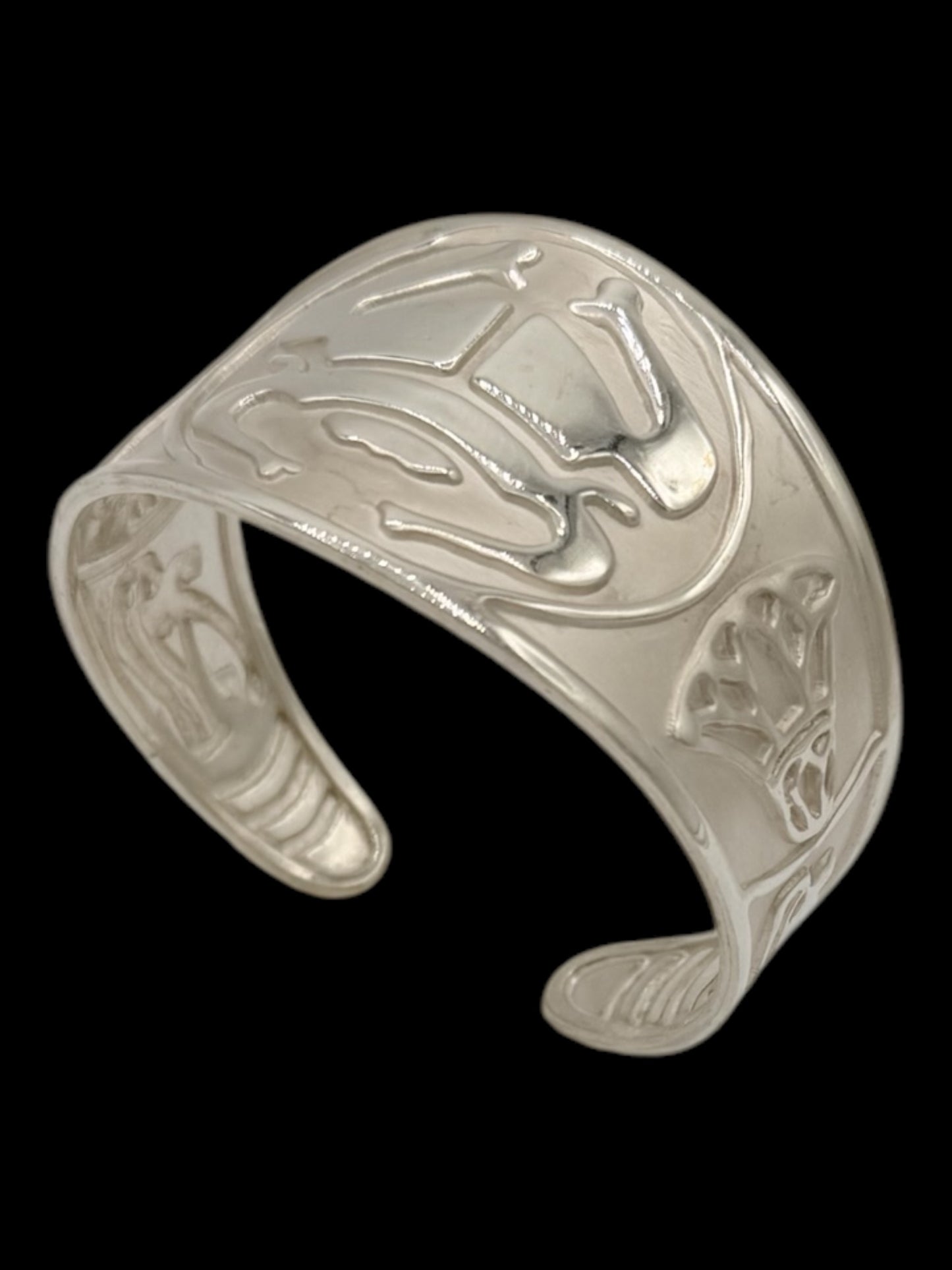 925 Sterling Silver hand cuff,engraved is Egyptian pharaoh scarab