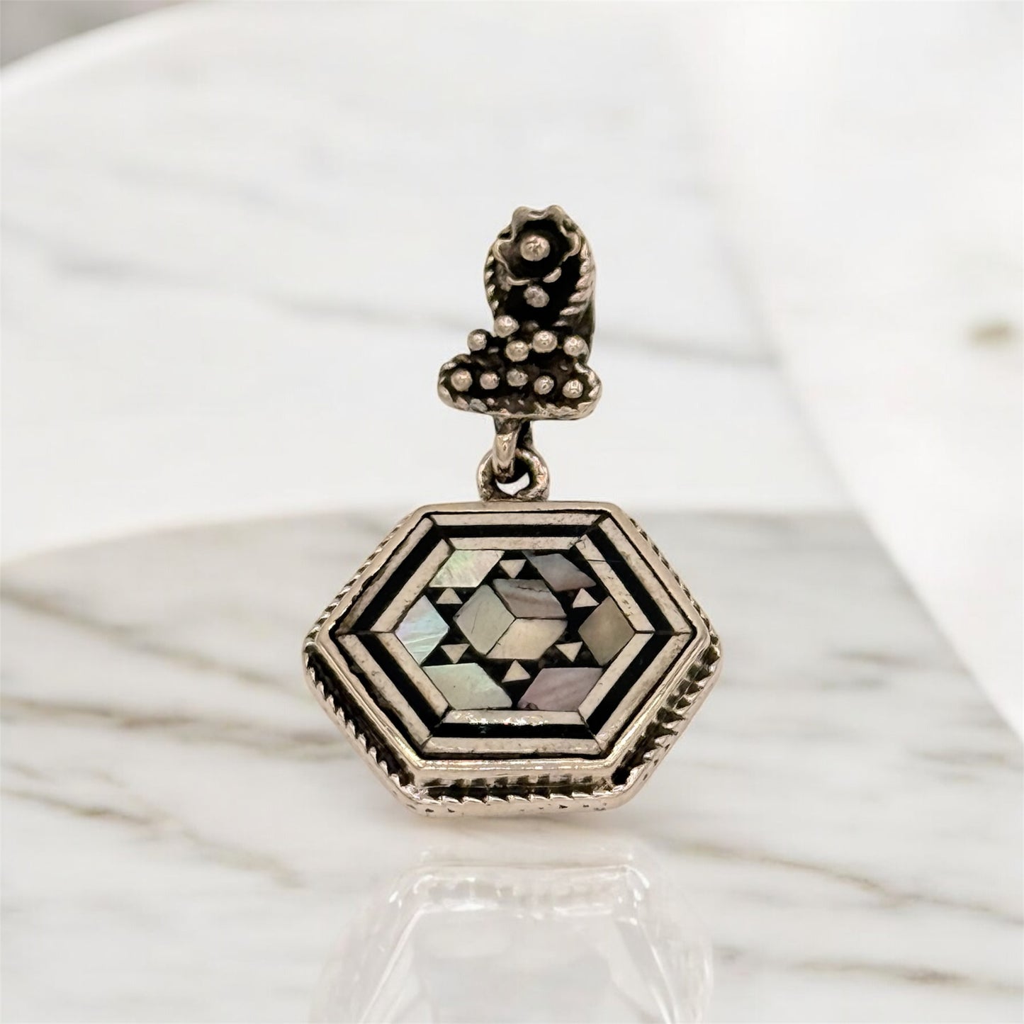 925 Sterling silver,inlaid with mother of pearl