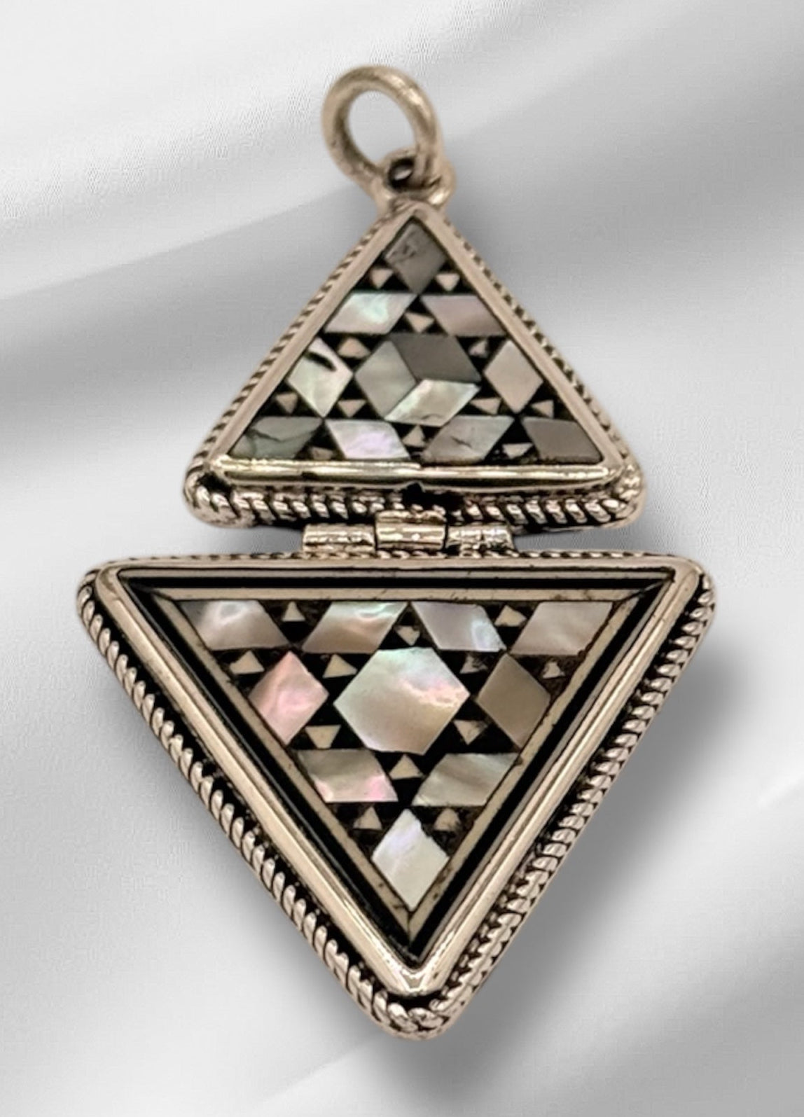 Hand made 925 sterling silver inlaid with mother of pearl