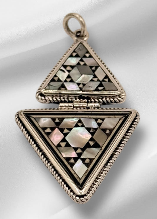 Hand made 925 sterling silver inlaid with mother of pearl
