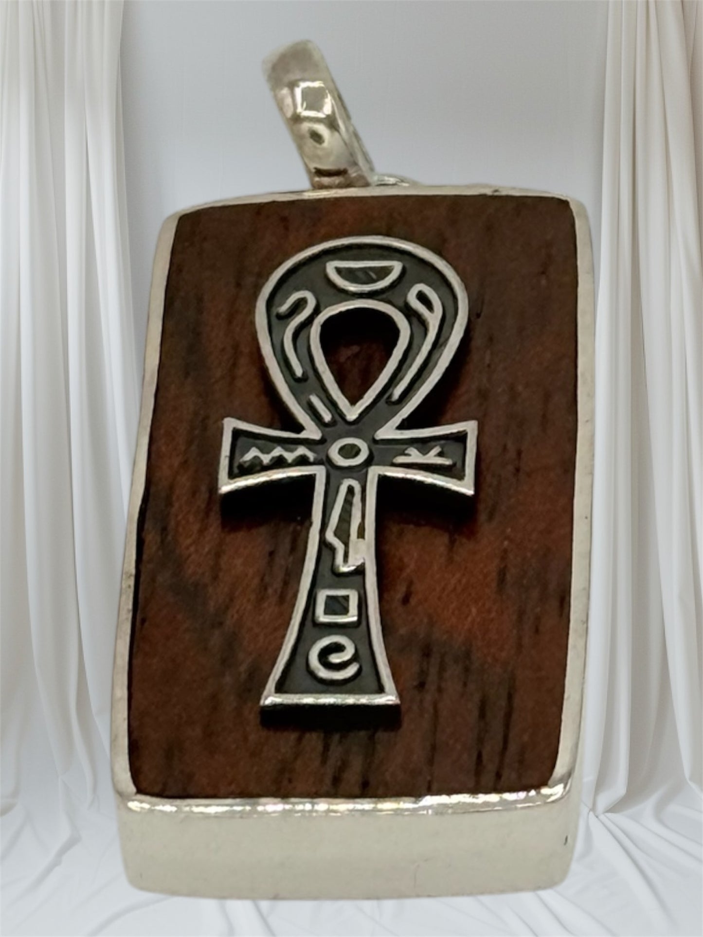 Egyptian pharaoh Ankh
