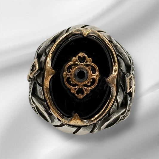 Sterlin g silver 925, with copper in the crown