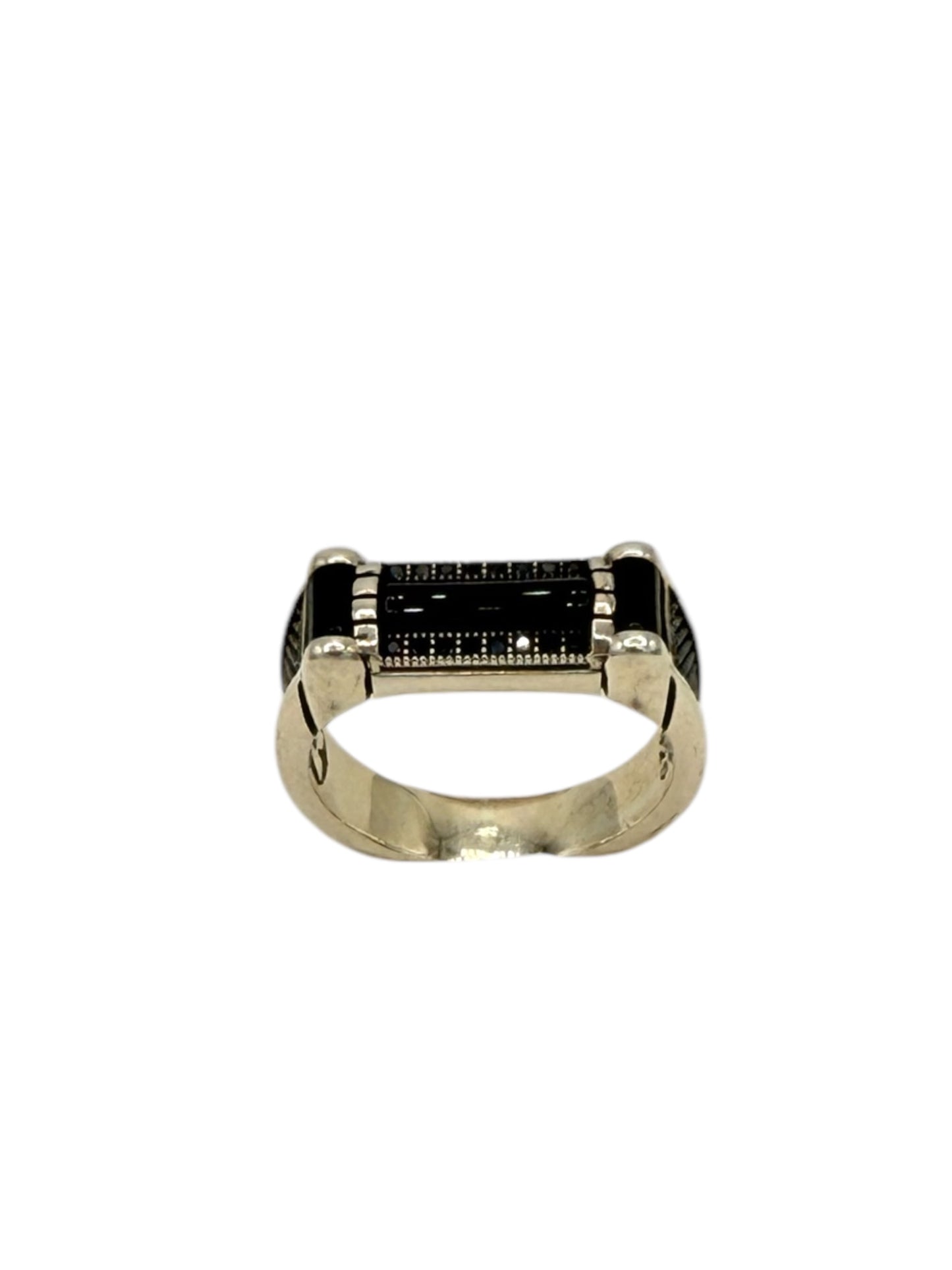 925 Sterling silver inlaid with Black onyx stone