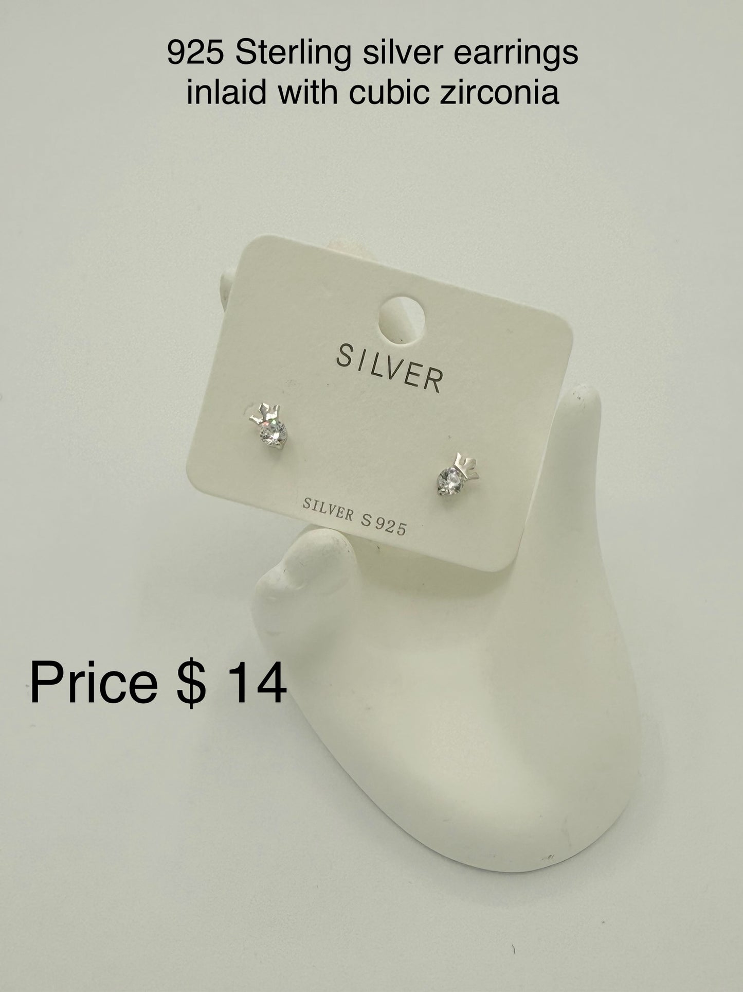925 Sterling silver earrings inlaid with cubic zirconia